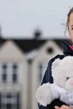 Watch Cutting Edge Leaving Home at 8 M4ufreemovies