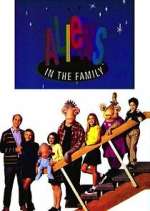 Watch Aliens in the Family M4ufreemovies